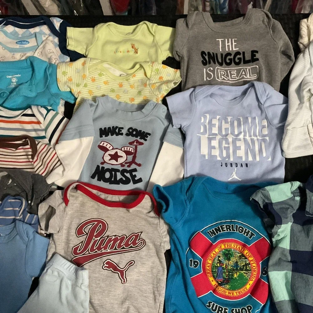 Mixed Brands Clothes Lot‎ Boys 0-6M Multicolor Bodysuits Pants Sweater 31pc